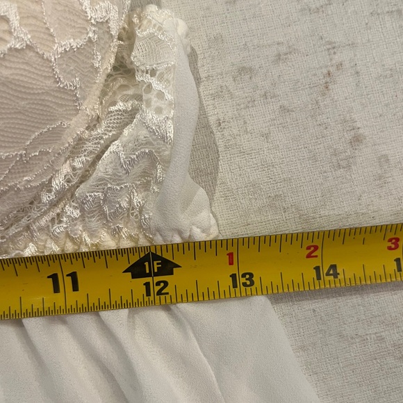 Sold Vintage style Elegant White Lace Pushup bra top Chemise. Bridal style! - Picture 8 of 9
